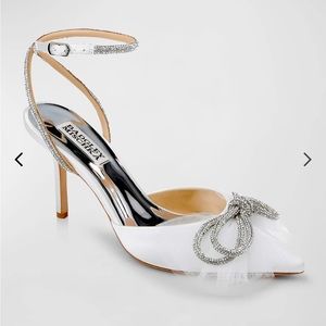 Badgely Mishka Sacred Satin Crystal-Knot Pumps